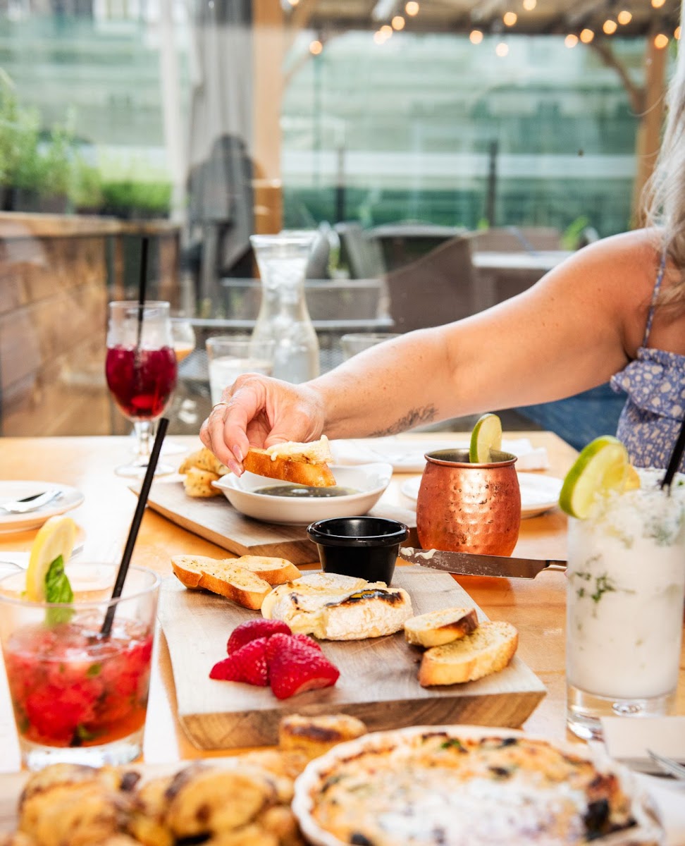 Mulino Kitchen & Craft Cocktails Photos 2